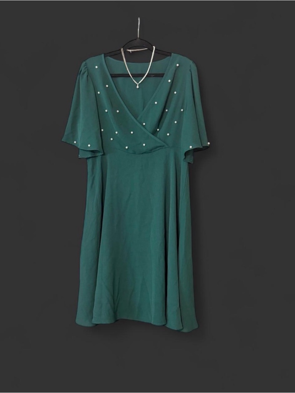 Dress V-Neck Midi Dress Pearls emerald green XL womans T length holiday flowy - Picture 1 of 7